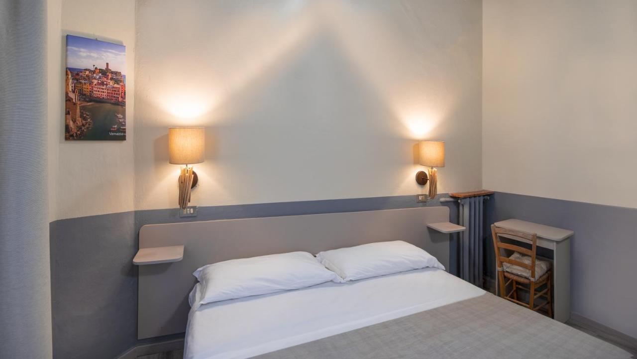 Albergo La Villetta Sarzana Exterior photo