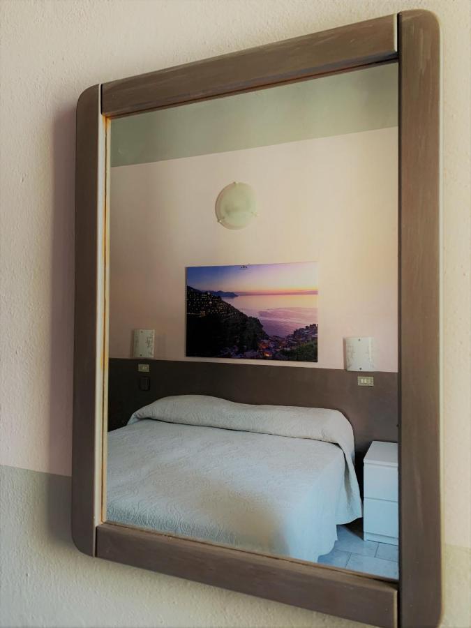 Albergo La Villetta Sarzana Exterior photo